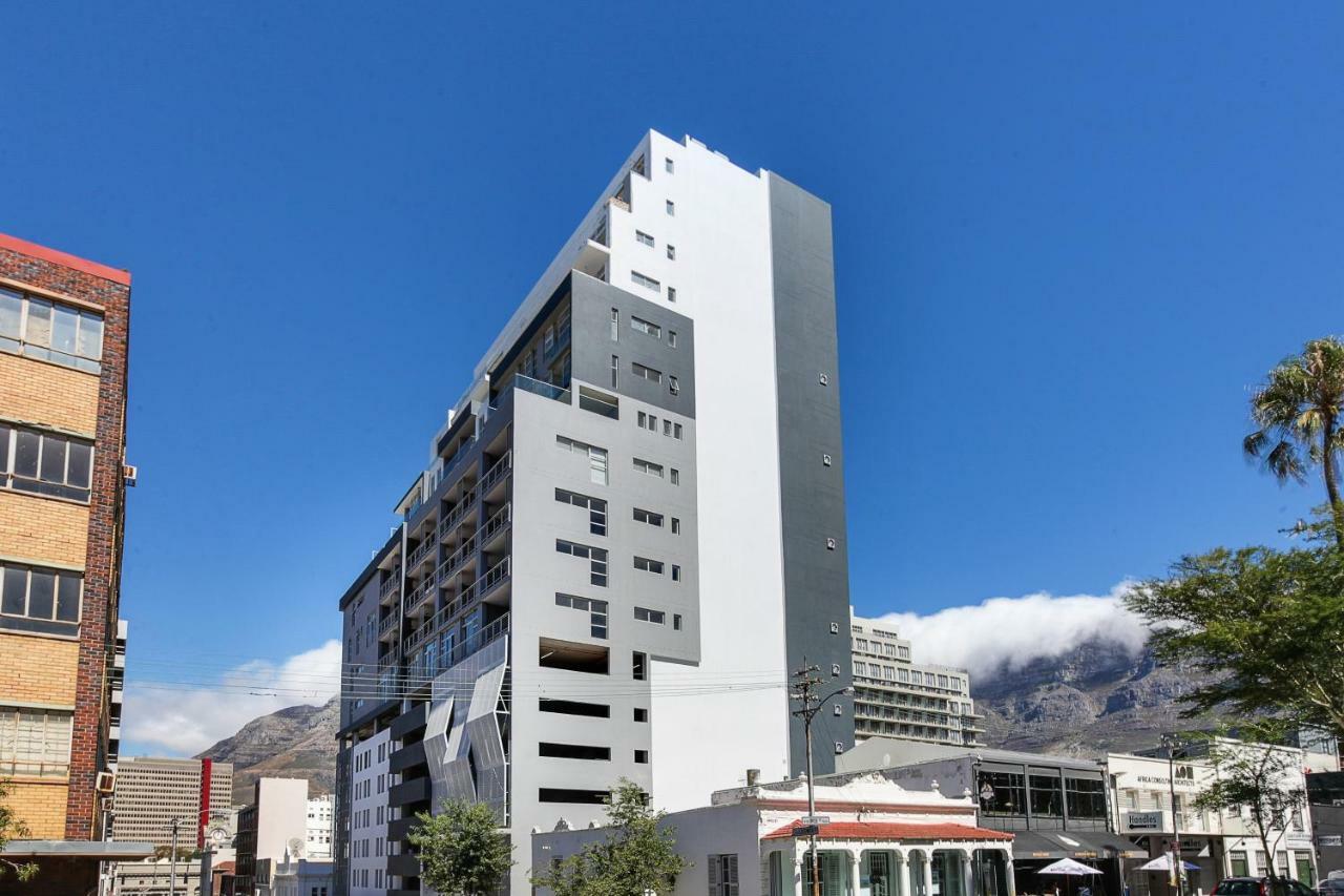 Urban Oasis Balcony Apartment Backup Powered ケープタウン エクステリア 写真